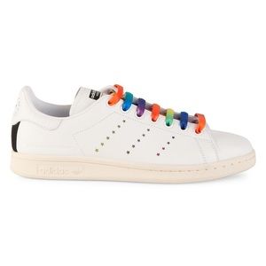 Stella McCartney
Rainbow Stan Smith Sneakers